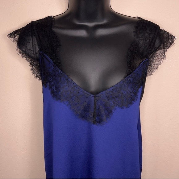 LARGE HIPPIE CHIC BLUE BLACK LACE SLEEVELESS TOP GLAM SATIN - Picture 3 of 12